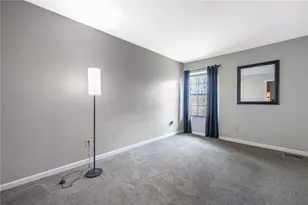 9750 Centerville Creek Ln, Washington Twp, OH 45458 - Photo 15