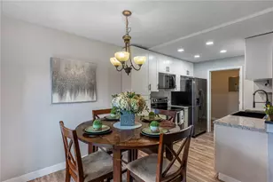 9750 Centerville Creek Ln, Washington Twp, OH 45458 - Photo 5