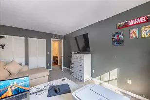 9750 Centerville Creek Ln, Washington Twp, OH 45458 - Photo 17