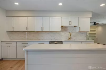 318 Joy Elizabeth Drive, Washington Twp, OH 45458 - Photo 5