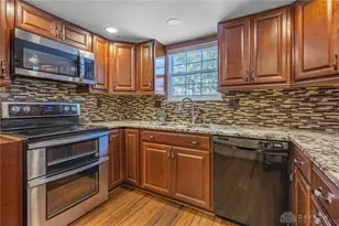 7745 John Elwood Dr, Centerville, OH 45459 - Photo 3