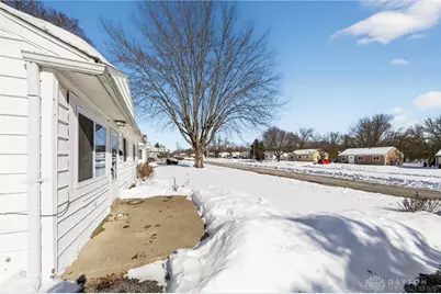 3845 Brumbaugh Boulevard, Dayton, OH 45416 - Photo 5