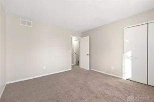 2525 Valais Ct, Sugarcreek Twp, OH 45458 - Photo 17