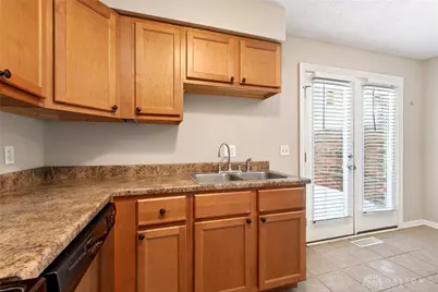 2525 Valais Court, Sugarcreek Twp, OH 45458 - Photo 27