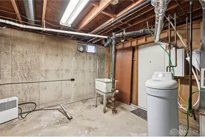 254 Amsterdam Drive, Xenia, OH 45385 - Photo 29