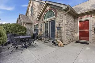 2407 Locust Hill Blvd, Beavercreek, OH 45431 - Photo 5