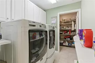 2407 Locust Hill Blvd, Beavercreek, OH 45431 - Photo 23