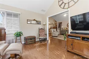 2407 Locust Hill Blvd, Beavercreek, OH 45431 - Photo 13