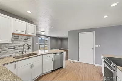 1028 Hazel Avenue, Englewood, OH 45322 - Photo 7