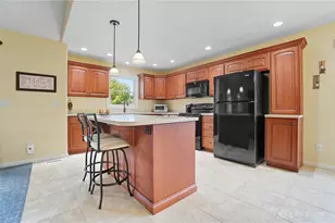 9751 Scotch Pine Dr, Clearcreek Twp, OH 45066 - Photo 17