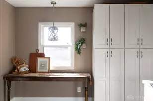 699 Essex Way, Dayton, OH 45429 - Photo 15