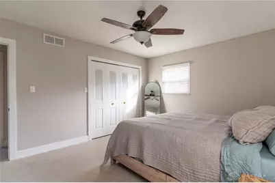 699 Essex Way, Dayton, OH 45429 - Photo 35