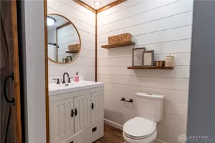 699 Essex Way, Dayton, OH 45429 - Photo 23