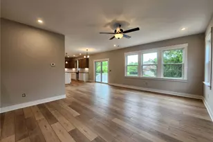 2721 Terraceview Cir, Beavercreek, OH 45431 - Photo 9