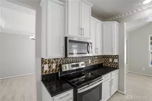 1433 Senna St, Tipp City, OH 45371 - Photo 13