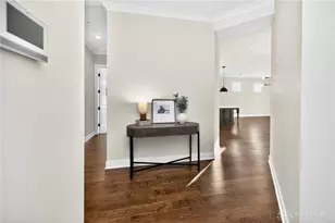 220 Vintage Club Dr, Cincinnati, OH 45249 - Photo 7