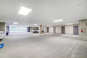 220 Vintage Club Dr, Cincinnati, OH 45249 - Photo 37