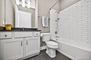 220 Vintage Club Dr, Cincinnati, OH 45249 - Photo 29