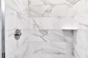 220 Vintage Club Dr, Cincinnati, OH 45249 - Photo 25