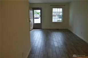 8338 Woodgrove Ct, Washington Twp, OH 45458 - Photo 9