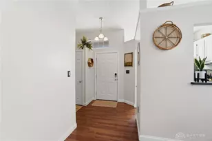 2369 Polo Park Dr, Dayton, OH 45439 - Photo 15