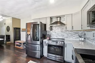 5894 Jassamine Dr, Dayton, OH 45449 - Photo 11