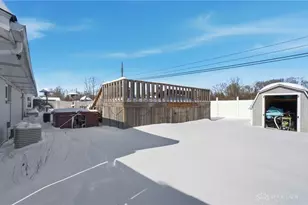 5894 Jassamine Dr, Dayton, OH 45449 - Photo 31