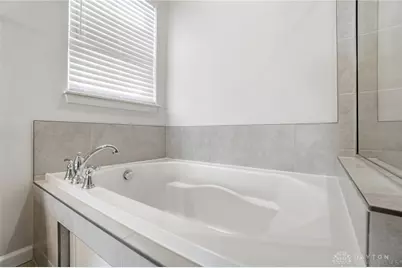 6018 Boxelder Drive, Tipp City, OH 45371 - Photo 23