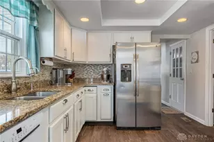 437 Princewood Ave, Washington Twp, OH 45429 - Photo 9