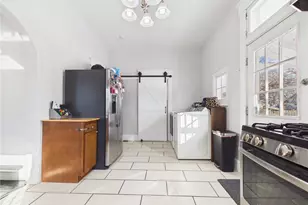 219 S Elm St, Troy, OH 45373 - Photo 9