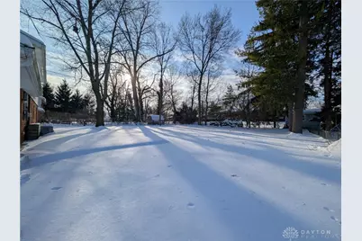 2716 Hemphill Road, Dayton, OH 45440 - Photo 23