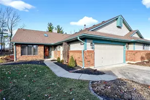 4485 Sentry Hill Ct, Beavercreek, OH 45440 - Photo 5