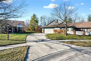 4485 Sentry Hill Ct, Beavercreek, OH 45440 - Photo 3