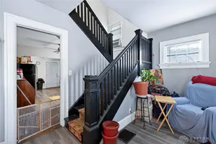 1042 Shakespeare Ave, Dayton, OH 45402 - Photo 9