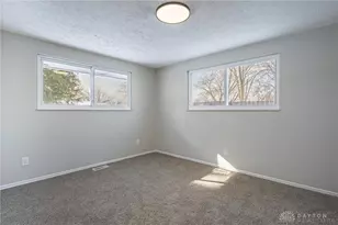 5260 Beechview Dr, Dayton, OH 45424 - Photo 15