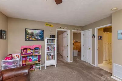 320 Sagebrush Drive, Englewood, OH 45315 - Photo 19