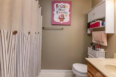 320 Sagebrush Drive, Englewood, OH 45315 - Photo 27