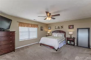 320 Sagebrush Dr, Englewood, OH 45315 - Photo 17