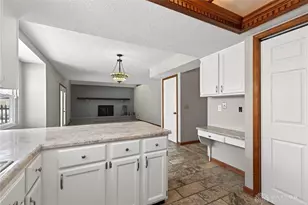 1102 Lord Fitzwalter Dr, Miamisburg, OH 45342 - Photo 19