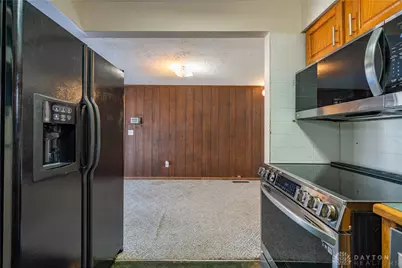 5201 Powell Road, Huber Heights, OH 45424 - Photo 13