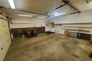 6238 Carriage Dr, Dayton, OH 45415 - Photo 41