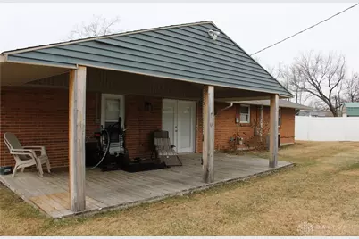 5969 Hartwick Lane, Huber Heights, OH 45424 - Photo 9