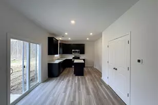 301 Autumn Ct, Englewood, OH 45322 - Photo 5