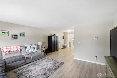 330 Stubbs Drive, Dayton, OH 45426 - Photo 7