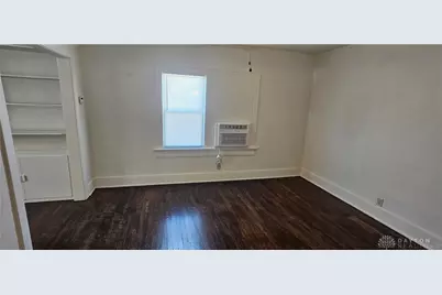 439 W Fairview Avenue, Dayton, OH 45405 - Photo 5