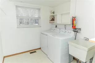4536 Powell Rd, Dayton, OH 45424 - Photo 29