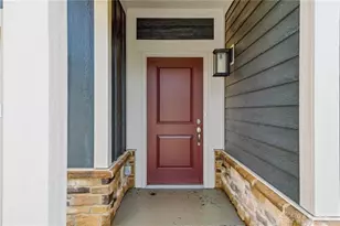 1427 Triple Crown Wy, Beavercreek Twp, OH 45385 - Photo 5