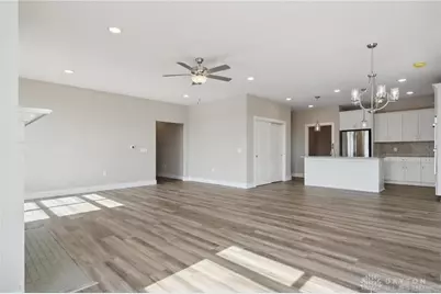 1427 Triple Crown Way, Beavercreek Twp, OH 45385 - Photo 13