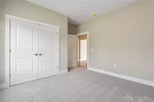 1427 Triple Crown Wy, Beavercreek Twp, OH 45385 - Photo 7