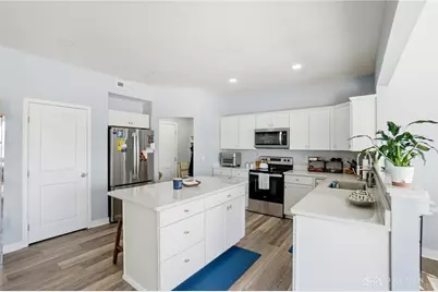 2818 Ridge View Court, Xenia, OH 45385 - Photo 9